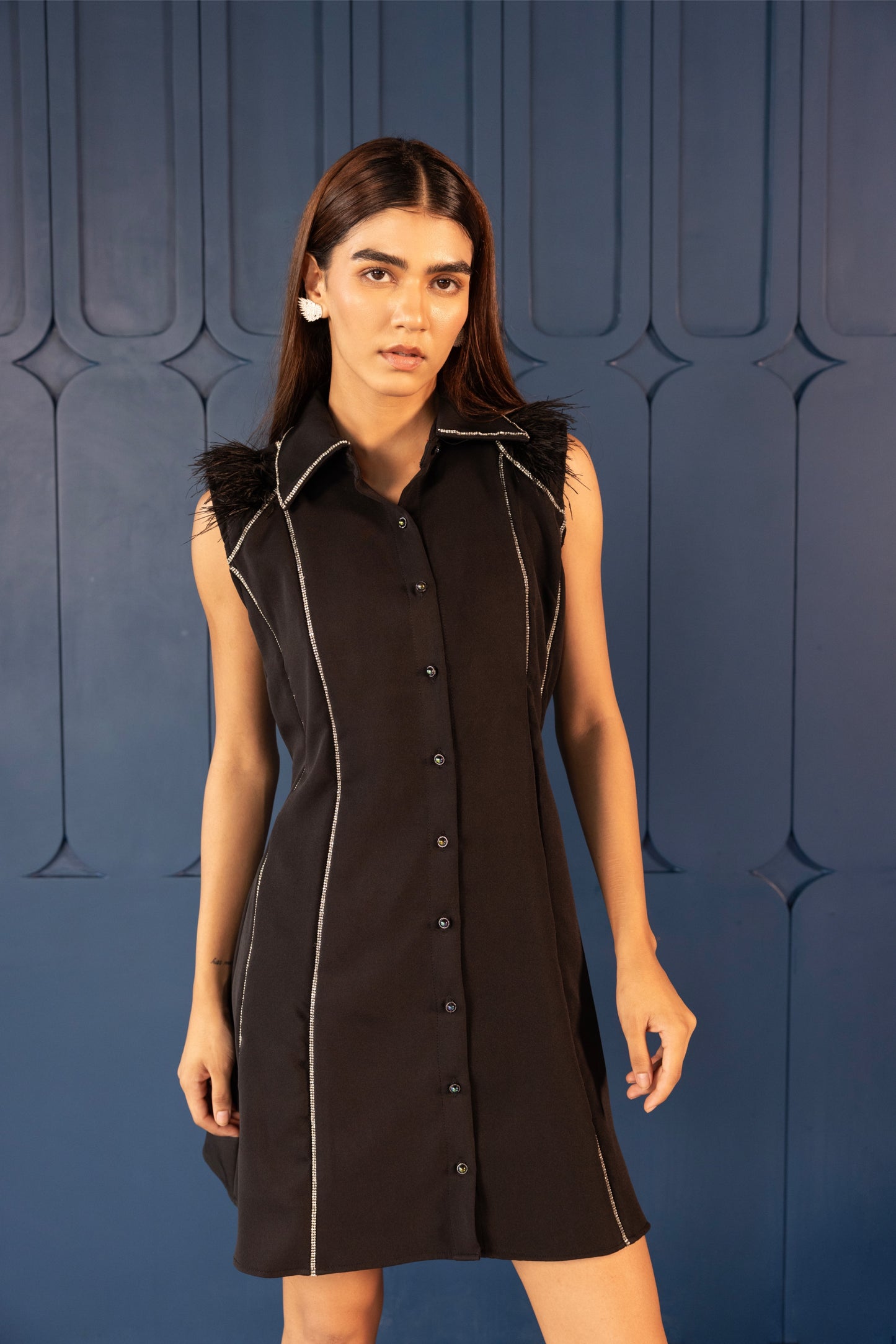 Noir Curve – Black Shirt Dress