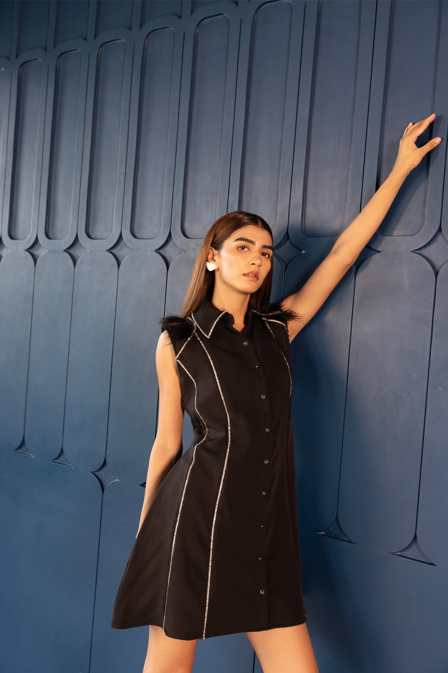 Noir Curve – Black Shirt Dress