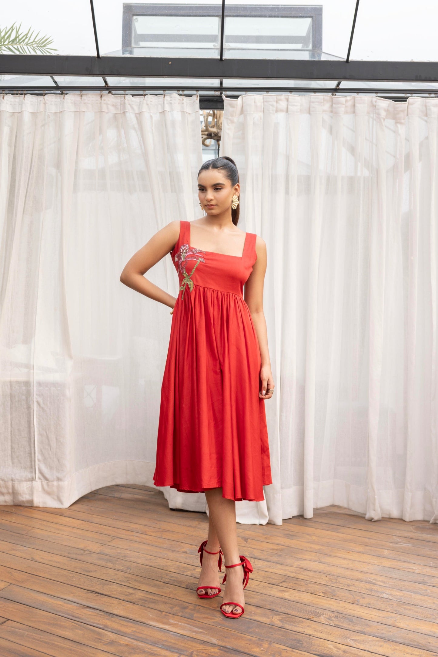 Scarlet Bloom Midi"